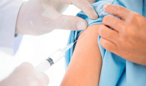 Παπαευαγγέλου: Πιθανοί οι εμβολιασμοί παιδιών κατά του κορονοϊού μέσα στο επόμενο εξάμηνο