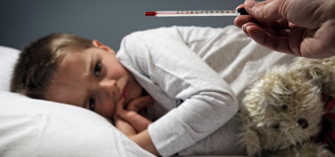 Πυρετός στα παιδιά: Πότε πρέπει να ανησυχήσετε