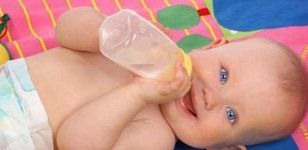 Τέλος τα γελαστά μωρά από τις συσκευασίες βρεφικού γάλακτος
