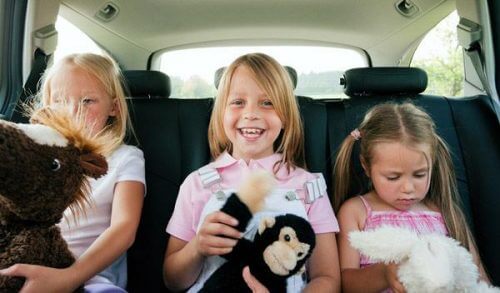 Ταξιδεύοντας με τα παιδιά στο αυτοκίνητο