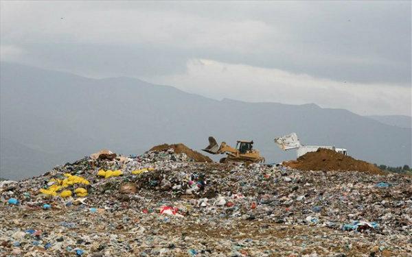 Νεογέννητο αγοράκι εντοπίστηκε νεκρό σε χωματερή στην Ηλεία