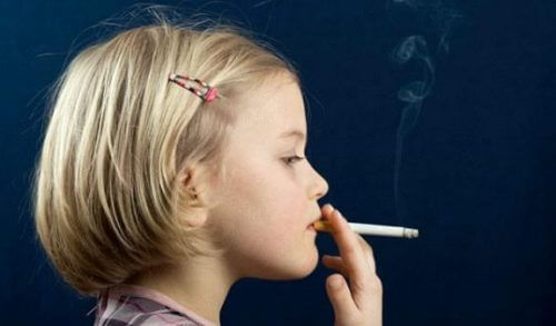 Πώς να αποτρέψετε το παιδί σας από το να καπνίσει μια για πάντα!