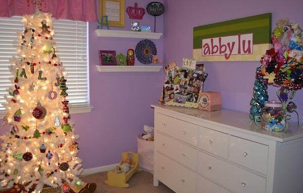 Yπέροχα στολισμένα Χριστουγεννιάτικα παιδικά δωμάτια