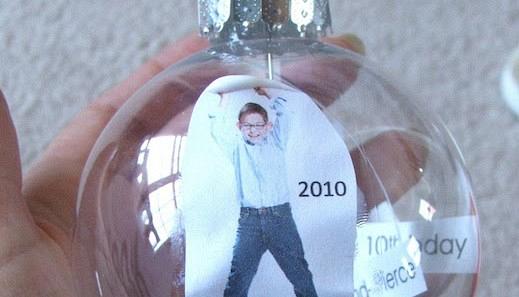 Φτιάξτε διακοσμητικό στολίδι με φωτογραφία του παιδιού σας!