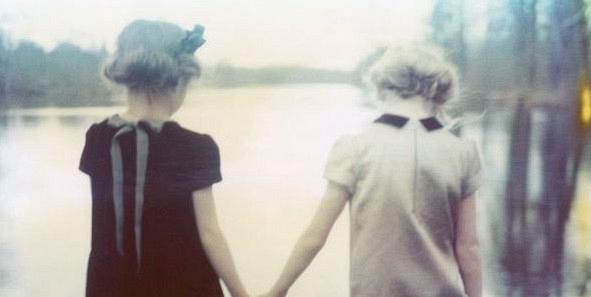 “Τα παιδιά είναι στερημένα, γιατί οι μητέρες δουλεύουν και τα παρατάνε στις Φιλιππινέζες".