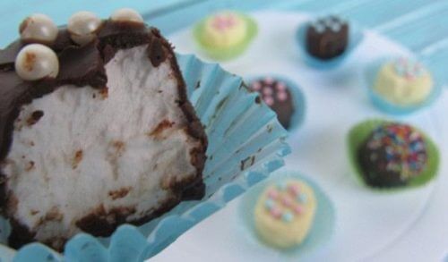 Εύκολα σοκολατάκια με marshmallows: όμορφα και πεντανόστιμα