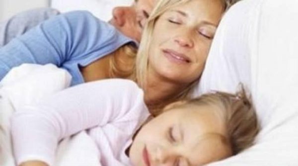 Ύπνος και παιδί: Οι... περιπέτειες μιας μητέρας