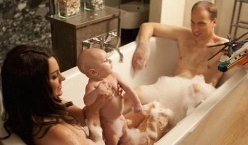 Πριγκηπικό ζεύγος: Παίρνουν το μπάνιο τους μαζί με το μωρό τους (part1)