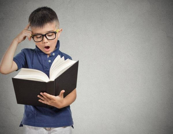 8 πράγματα μέσα στο σπίτι που μειώνουν το IQ του παιδιού σου κατά πολύ!