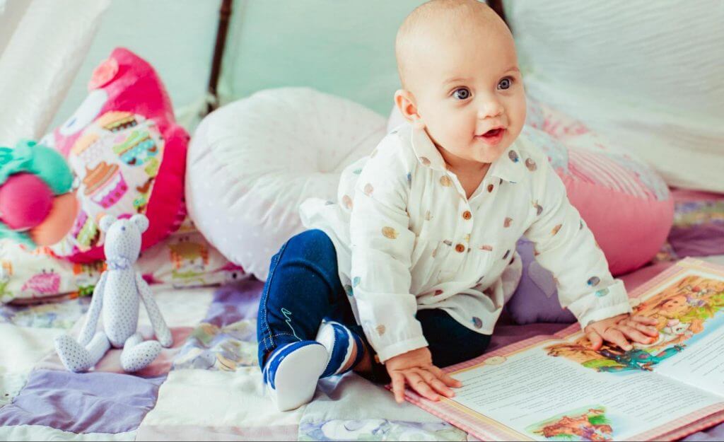 Τα μωρά πρέπει να «διαβάζουν» από τις πρώτες μέρες της ζωής τους