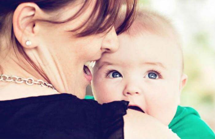 Q@A: “Είμαι υπερπροστατευτική μάνα. Μπορεί να “καταστρέψω” το παιδί μου ;"