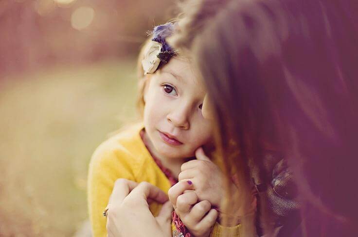 "Tο παιδί μου είναι ντροπαλό. Πώς μπορώ να το βοηθήσω;"