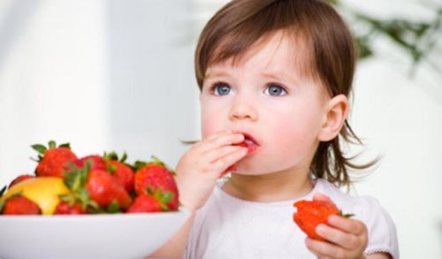 “Η κόρη μου δεν τρώει καθόλου φρούτα. Είναι φάση ή μπορεί να κόψει τελείως την φρουτόκρεμα|;