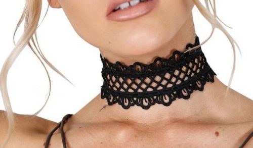 Το κόσμημα του 2017 που αντικαθιστά τη μόδα του choker