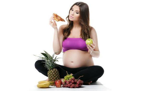 Η διατροφή στην εγκυμοσύνη ανά τρίμηνο (video)