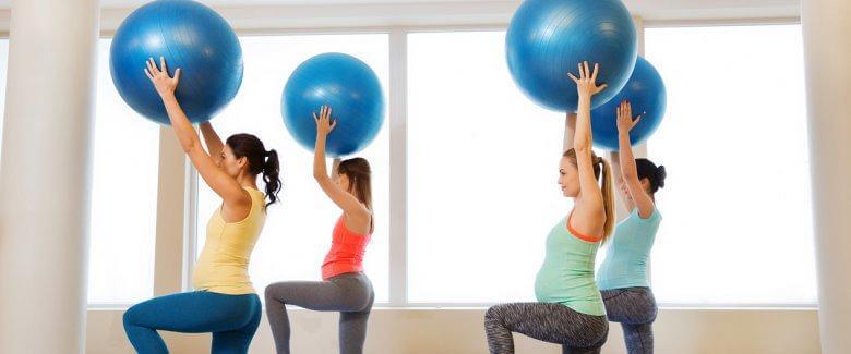 Γυμναστική στην εγκυμοσύνη ανά τρίμηνο
