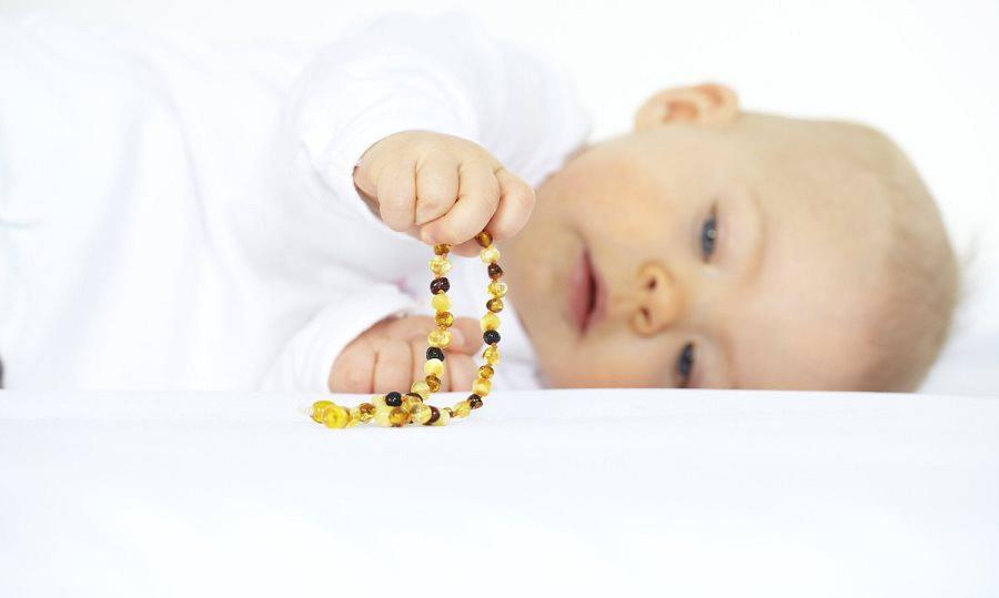 Μίνι οδηγός για τα αντικείμενα που δεν πρέπει να βάζουν τα παιδιά στο στόμα τους!