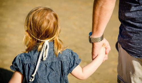 Παιδοφιλία & Παιδική Σεξουαλική Κακοποίηση: Πώς μπορούμε να προστατεύσουμε τα παιδιά;