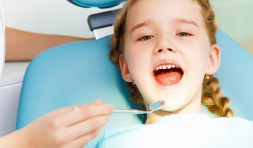 H πρώτη επίσκεψη του παιδιού στον οδοντίατρο!