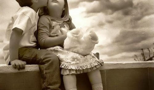 Παιδικός Έρωτας! Η πρώτη αγάπη