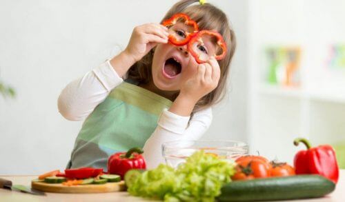 Q & A: "Η κόρη μου 4 ετών είναι δύσκολη στο φαγητό. Τι να κάνω;"