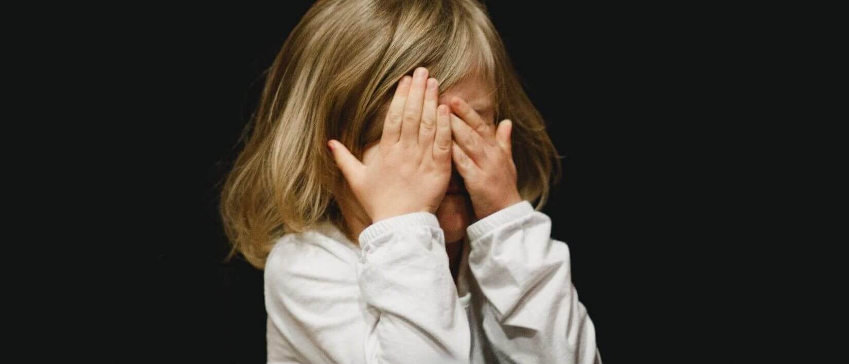 7 τρόποι να αντιμετωπίσεις τις φοβίες του παιδιού σου. Από την ψυχολόγο Έλλη Στάβερη