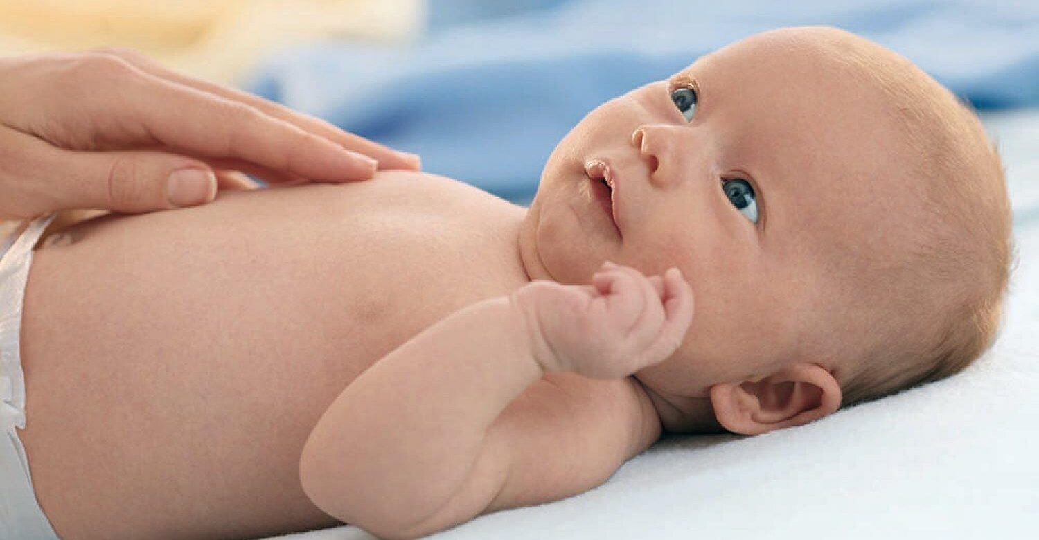 Καύσωνας : Συμβουλές για να προφυλάξετε το μωρό σας