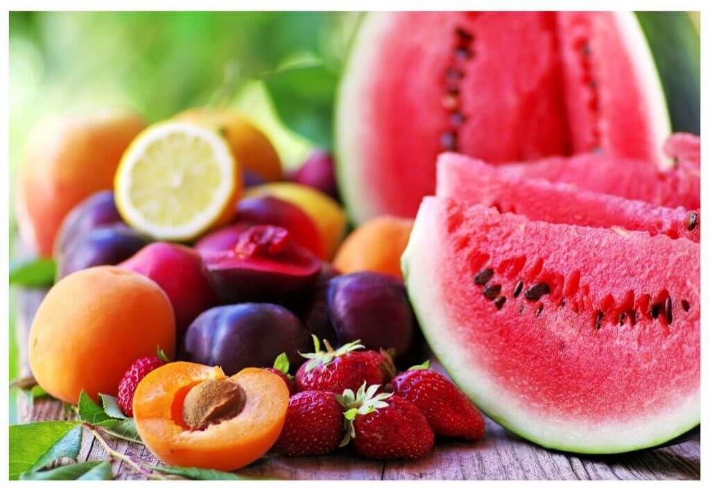 Καλοκαίρι: Φρούτα εποχής και η διατροφική τους αξία