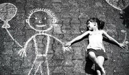 &Epsilon;ί&nu;&alpha;&iota; &phi;&upsilon;&sigma;&iota;&omicron;&lambda;&omicron;&gamma;&iota;&kappa;ό &nu;&alpha; έ&chi;&epsilon;&iota; &tau;&omicron; &pi;&alpha;&iota;&delta;ί &mu;&omicron;&upsilon; έ&nu;&alpha;&nu; &phi;&alpha;&nu;&tau;&alpha;&sigma;&tau;&iota;&kappa;ό &phi;ί&lambda;&omicron;;