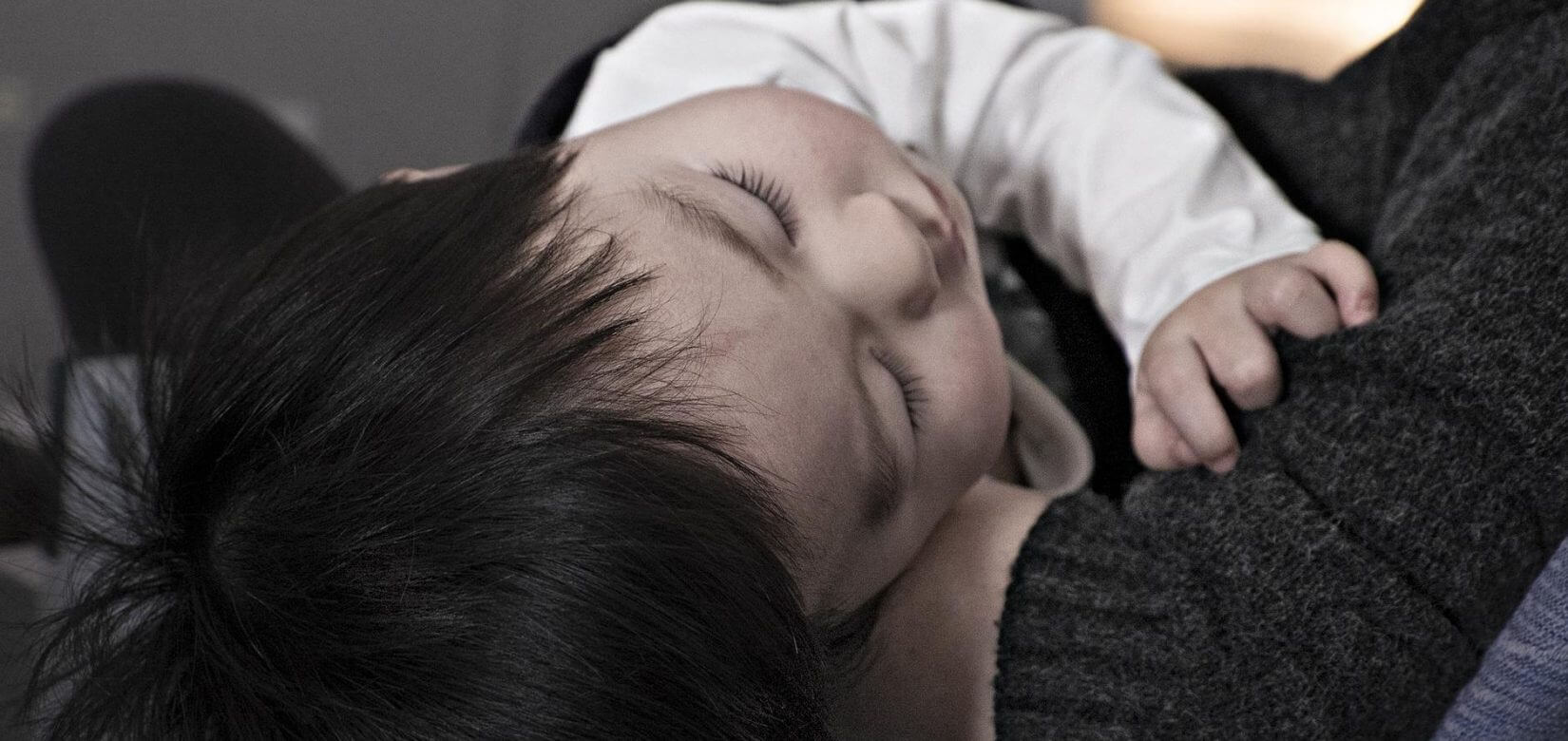 10 συμπτώματα που πρέπει οπωσδήποτε να καλέσεις τον παιδίατρο