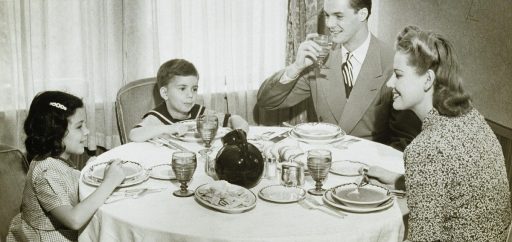 Το οικογενειακό φαγητό στο τραπέζι είναι καθοριστικό για την υγεία ενός παιδιού