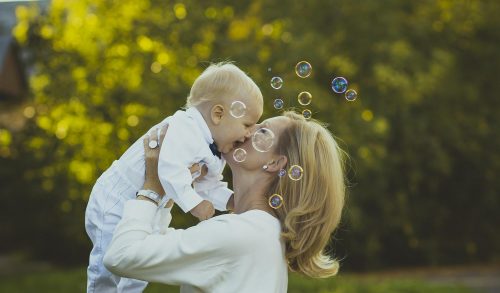 T&alpha; 25+1 &pi;&rho;ά&gamma;&mu;&alpha;&tau;&alpha; &pi;&omicron;&upsilon; &mu;&omicron;&upsilon; &delta;ί&delta;&alpha;&xi;&epsilon; &omicron; &pi;&rho;ώ&tau;&omicron;&sigmaf; &chi;&rho;ό&nu;&omicron;&sigmaf; &tau;&eta;&sigmaf; &mu;&eta;&tau;&rho;ό&tau;&eta;&tau;&alpha;&sigmaf;