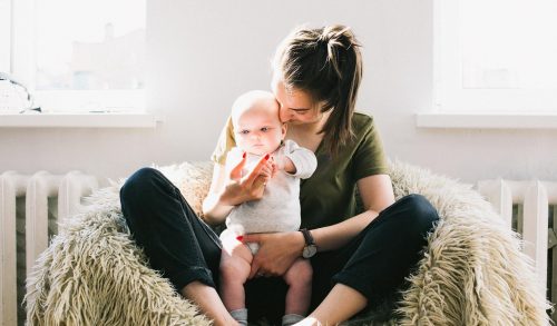 5 εύκολοι τρόποι για να κάνετε το μωρό σας να σας καταλάβει καλύτερα