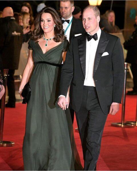 Kate Middleton: 5 low budget εμφανίσεις της ως έγκυος που θέλετε σίγουρα να υιοθετήσετε!