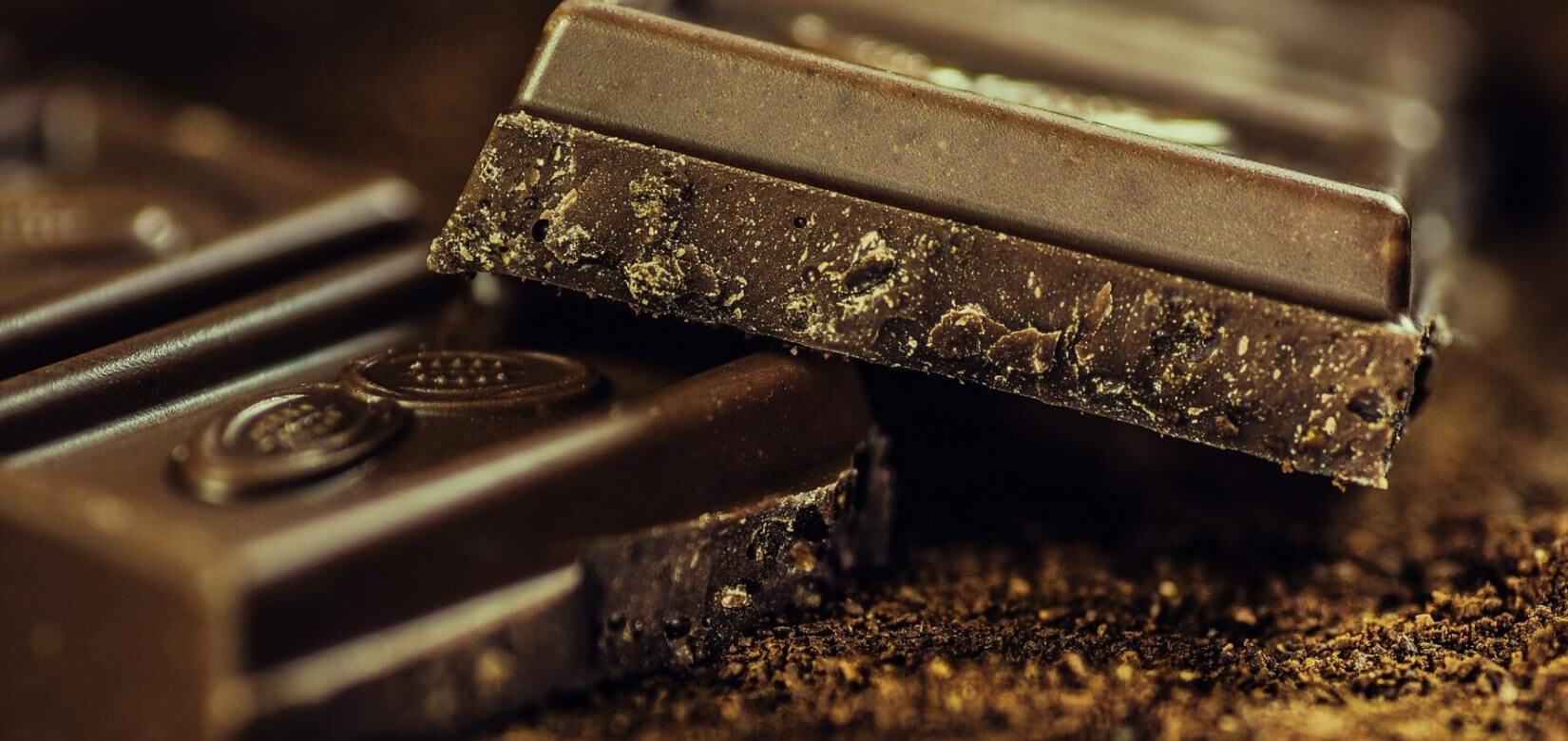 Ποια σοκολάτα πιστεύετε ότι είναι πιο παχυντική;