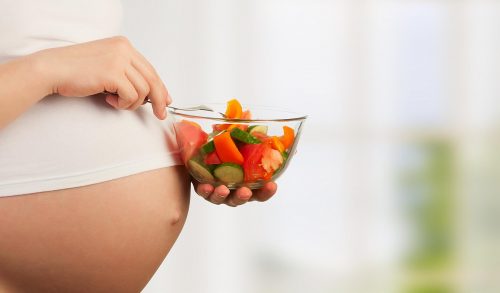 Τα 10 don't στη διατροφή μιας εγκύου: Όσα ΔΕΝ πρέπει να τρώμε κατά τη διάρκεια της εγκυμοσύνης