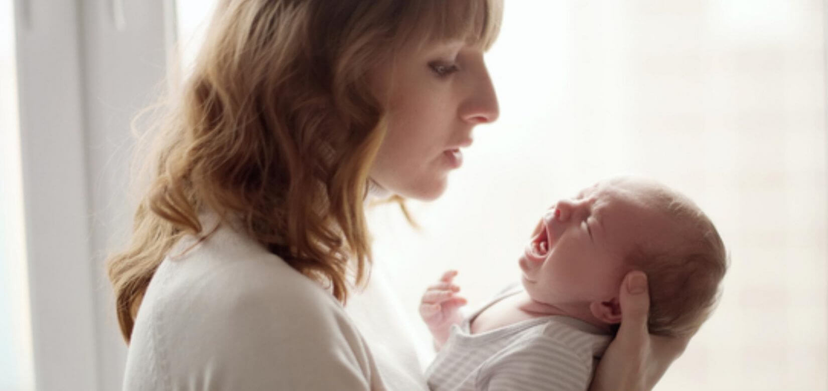 9+1 αποτελεσματικές μέθοδοι για να κάνετε το μωρό σας να σταματήσει να κλαίει!