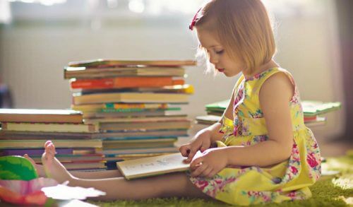 9+1 &pi;&alpha;&iota;&delta;&iota;&kappa;ά &beta;&iota;&beta;&lambda;ί&alpha; &gamma;&iota;&alpha; &nu;&alpha; &delta;&iota;&alpha;&beta;ά&sigma;&omicron;&upsilon;&nu; &tau;&alpha; &pi;&alpha;&iota;&delta;&iota;ά &sigma;&alpha;&sigmaf; &alpha;&upsilon;&tau;ό &tau;&omicron; &kappa;&alpha;&lambda;&omicron;&kappa;&alpha;ί&rho;&iota;!