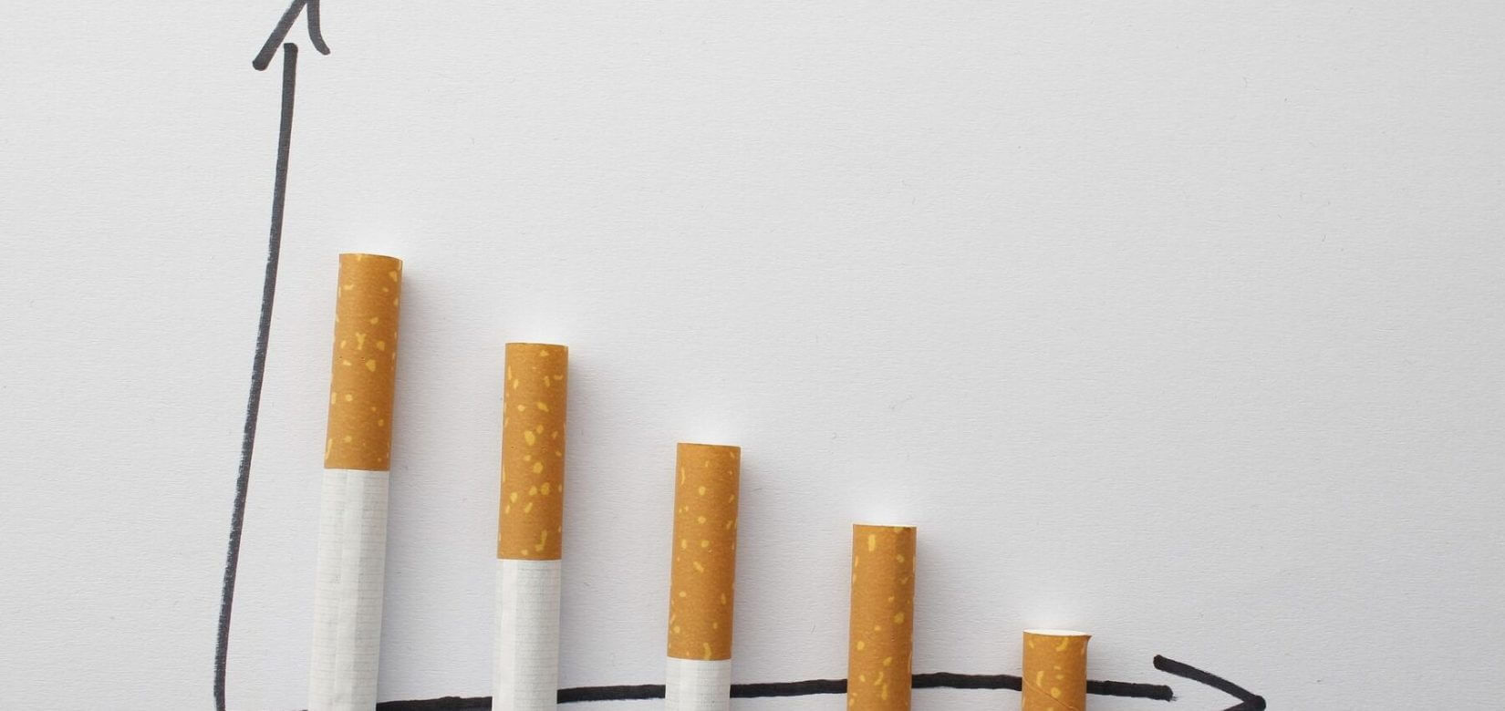 Έρευνα σοκ: Όλα τα παιδιά έχουν ίχνη νικοτίνης στα χέρια τους - Ακόμα κι αν δεν καπνίζουν οι γονείς!