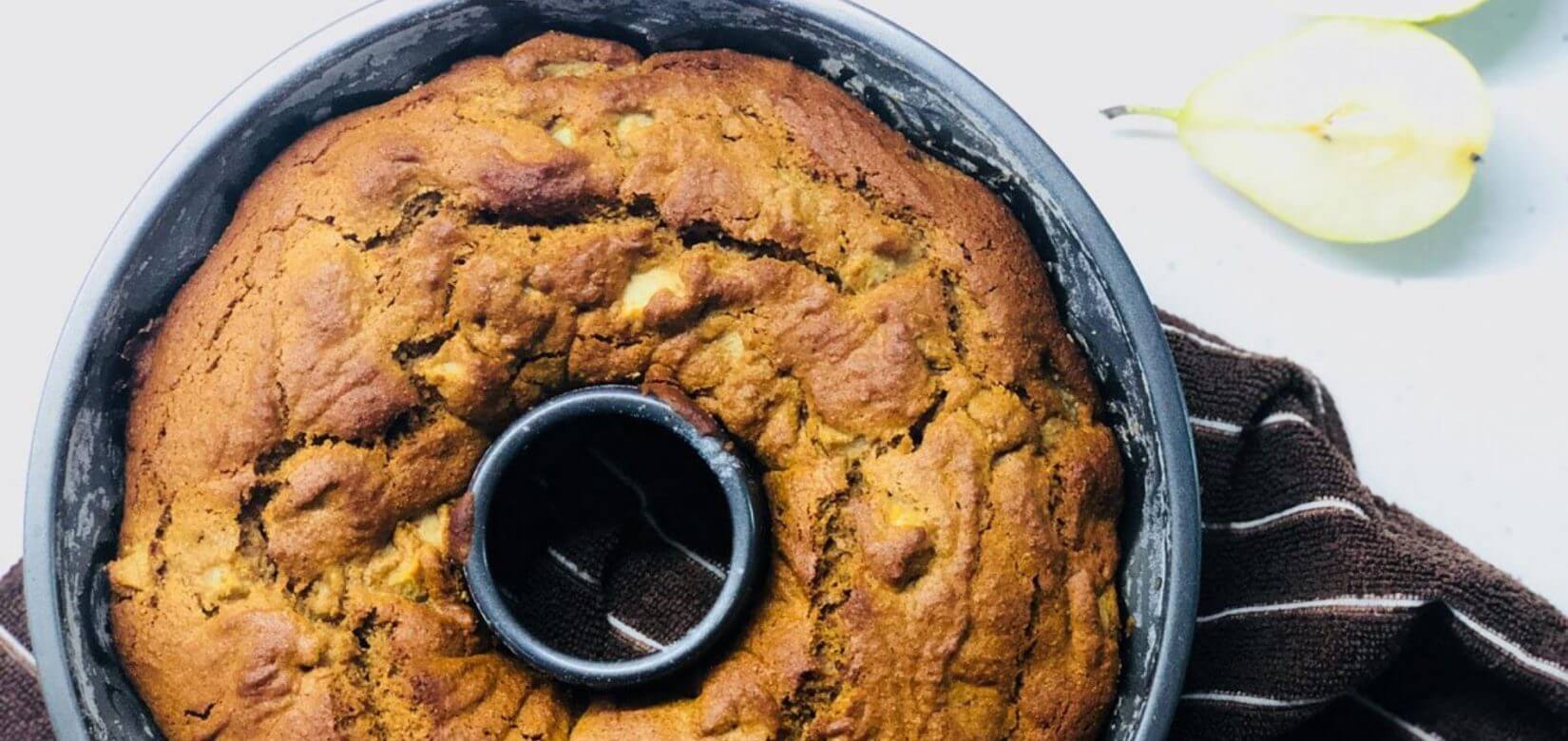 Πεντανόστιμο & πανεύκολο cake αχλαδιού χωρίς ζάχαρη!