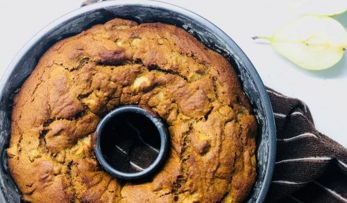 Πεντανόστιμο & πανεύκολο cake αχλαδιού χωρίς ζάχαρη!