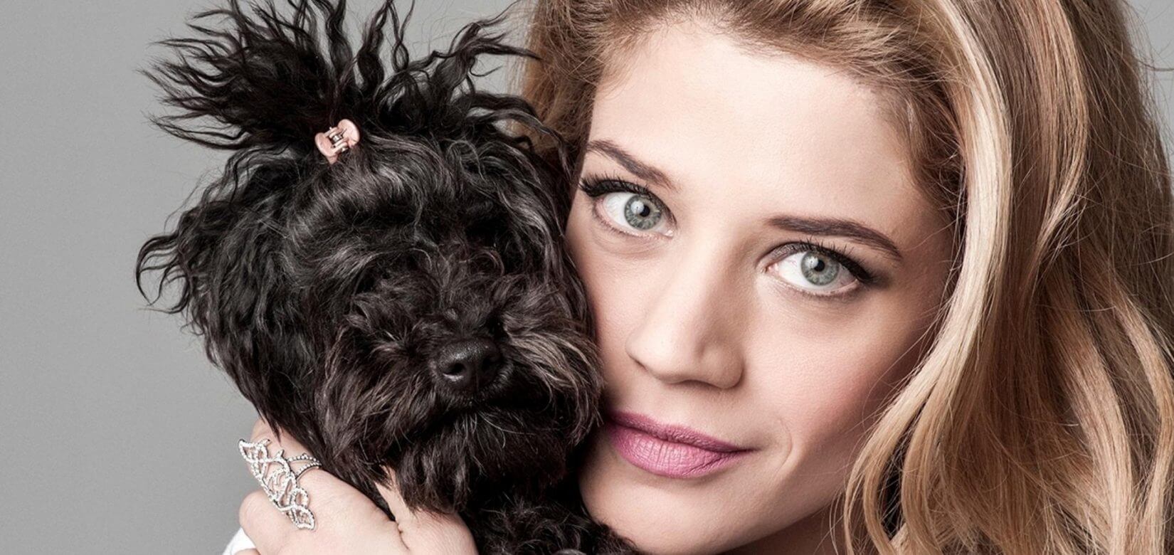 Τζένη Θεωνά: Είναι 5 μηνών έγκυος!