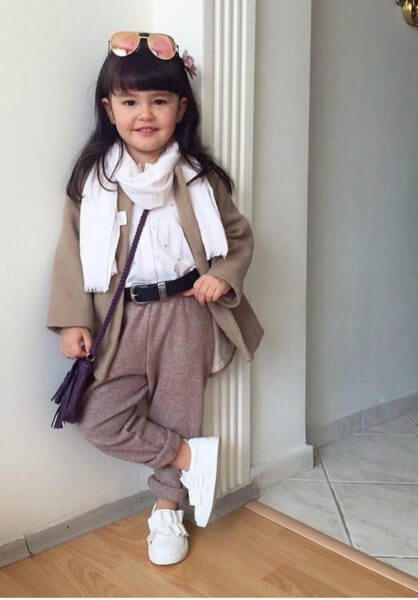 Sneakers: 4+1 &mu;&omicron;&nu;&tau;έ&rho;&nu;&alpha; &pi;&alpha;&iota;&delta;&iota;&kappa;ά &sigma;ύ&nu;&omicron;&lambda;&alpha; &mu;&epsilon; &tau;&omicron; &alpha;&pi;ό&lambda;&upsilon;&tau;&omicron; shoe trend!