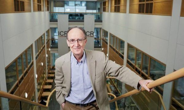 Mel Greaves: &laquo;&Mu;&epsilon;&tau;ά &alpha;&pi;ό 30 &chi;&rho;ό&nu;&iota;&alpha; έ&rho;&epsilon;&upsilon;&nu;&alpha;&sigmaf; &xi;έ&rho;&omega; &gamma;&iota;&alpha;&tau;ί &tau;&alpha; &pi;&alpha;&iota;&delta;&iota;ά &epsilon;&mu;&phi;&alpha;&nu;ί&zeta;&omicron;&upsilon;&nu; &lambda;&epsilon;&upsilon;&chi;&alpha;&iota;&mu;ί&alpha;&raquo;