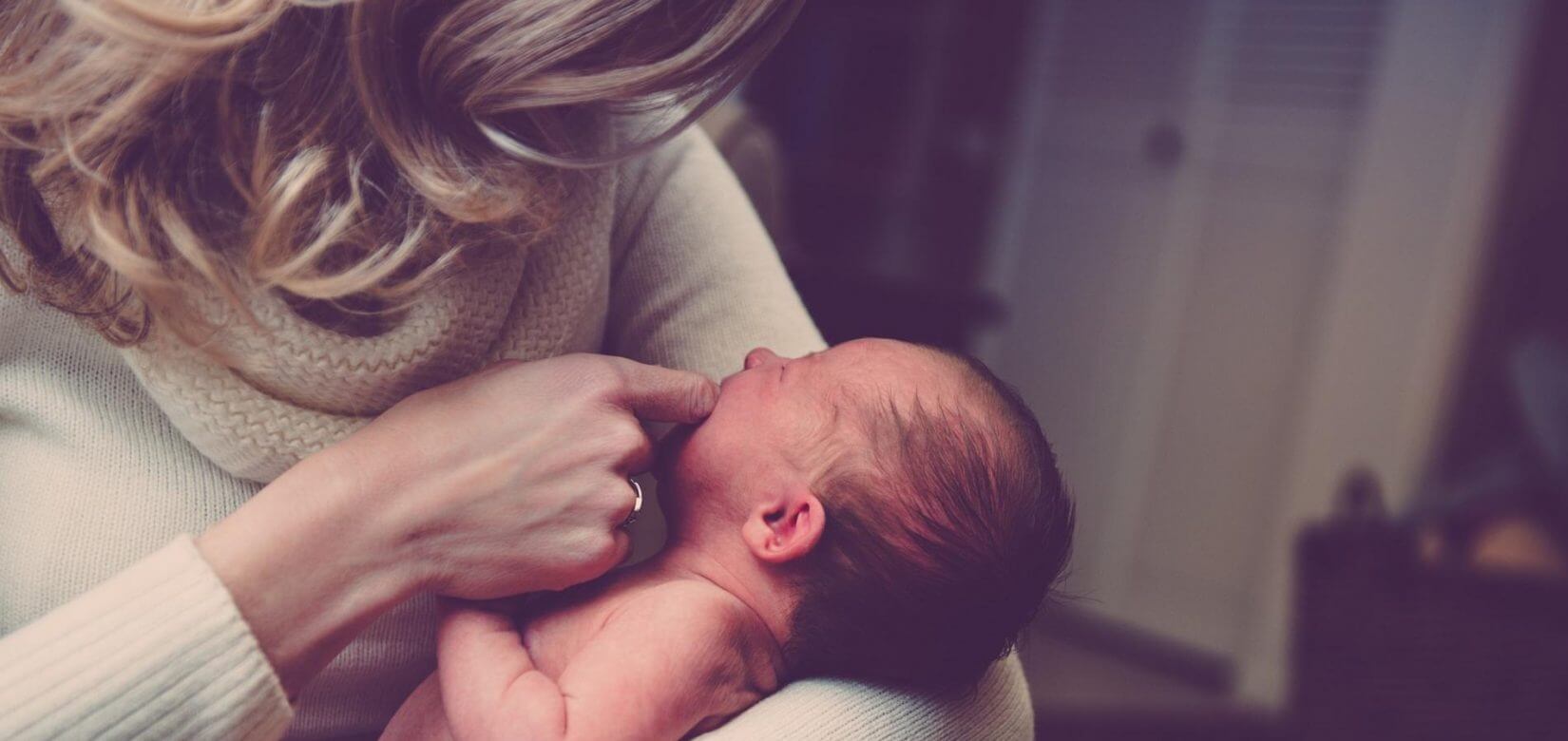«Η ζωή μου με ένα νεογέννητο και τα συναισθήματα που με κατέκλυσαν μετά τον ερχομό του μωρού μου».