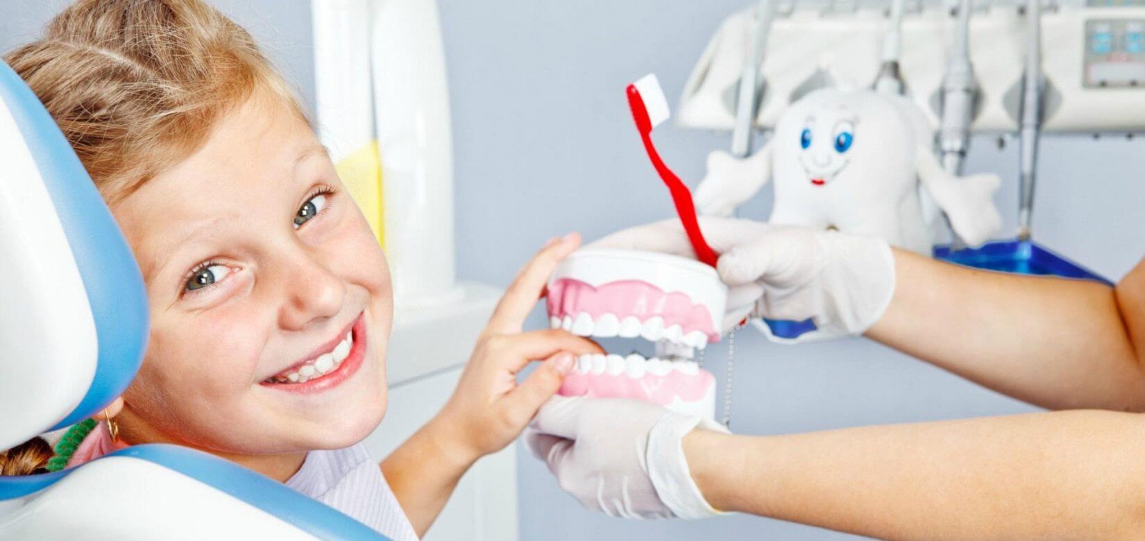 Δωρεάν οδοντιατρική φροντίδα μέσω voucher για 900.000 παιδιά από τον Απρίλιο