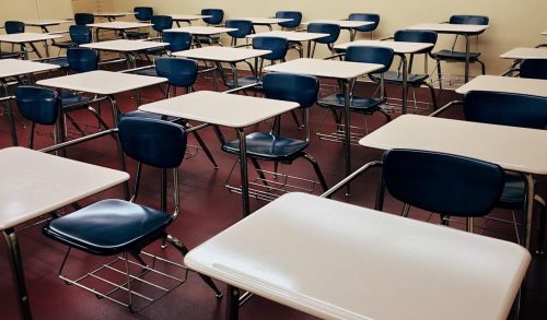 Πρώτο κουδούνι στις 9 σε Γυμνάσια και Λύκεια από τη νέα σχολική χρονιά