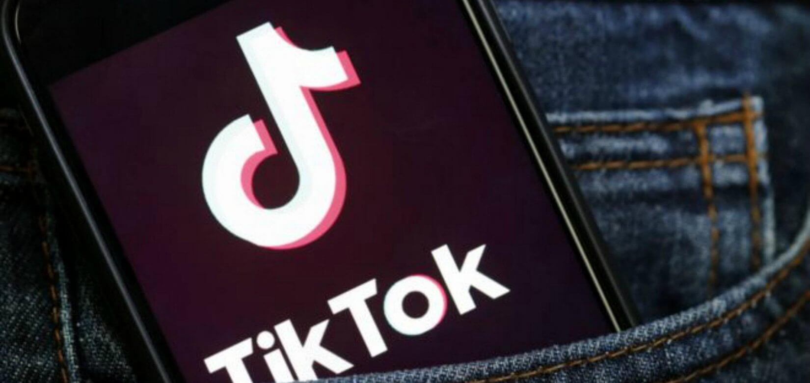 TikTok: Η εφαρμογή που χρειάζεται γονική συναίνεση και προκαλεί ανησυχία στους γονείς
