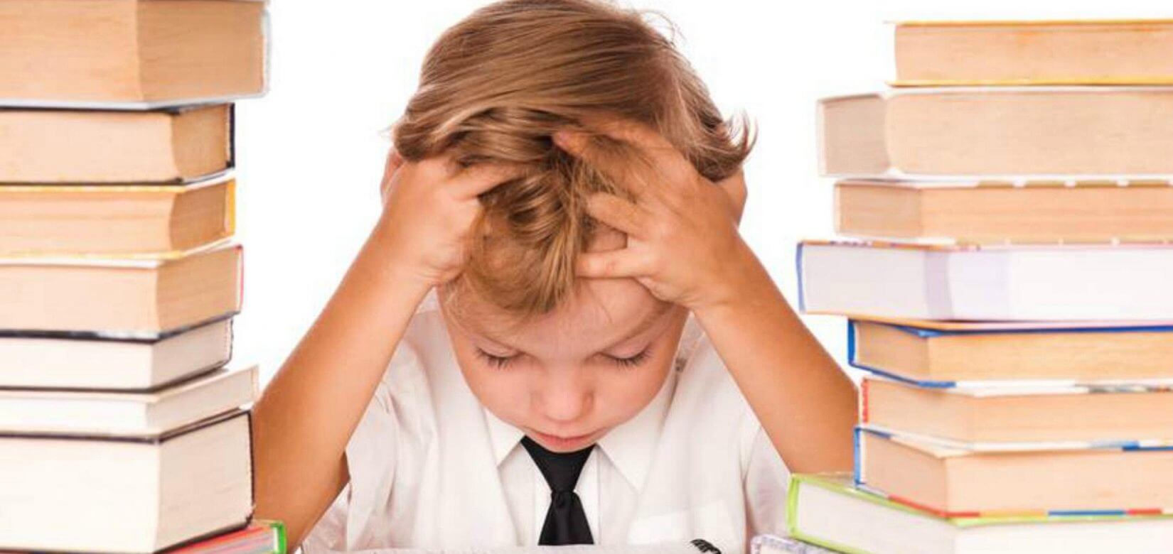 Πώς θα αντιμετωπίσετε το άγχος του παιδιού σας την περίοδο των σχολικών εξετάσεων;