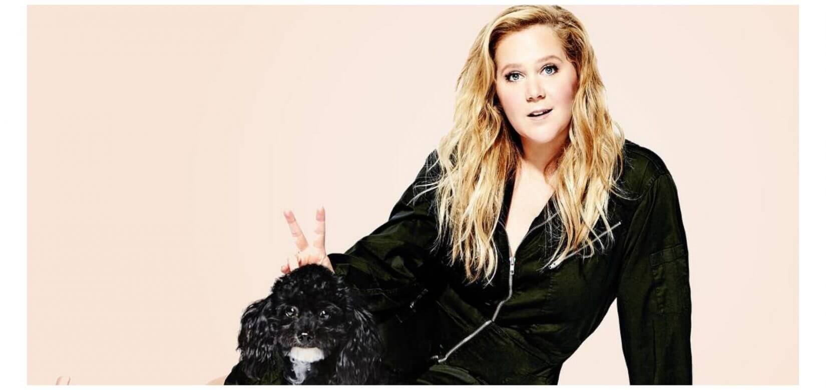 Amy Schumer: Πώς απάντησε στις μαμάδες που τις έκαναν mom shaming επειδή γύρισε γρήγορα στη δουλειά της μετά τη γέννα!